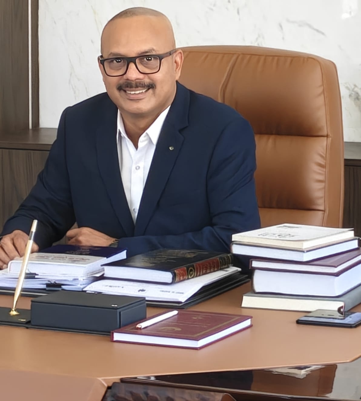 SHAJI P H - مستشار قانوني